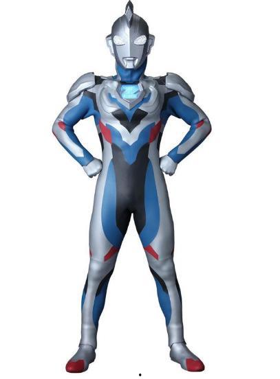 假的奥特曼吃哈密瓜视频,趣味视频引网友热议