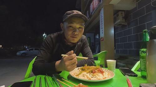 哈密到瓜州吃烧烤的视频,穿越丝绸之路的味蕾探险